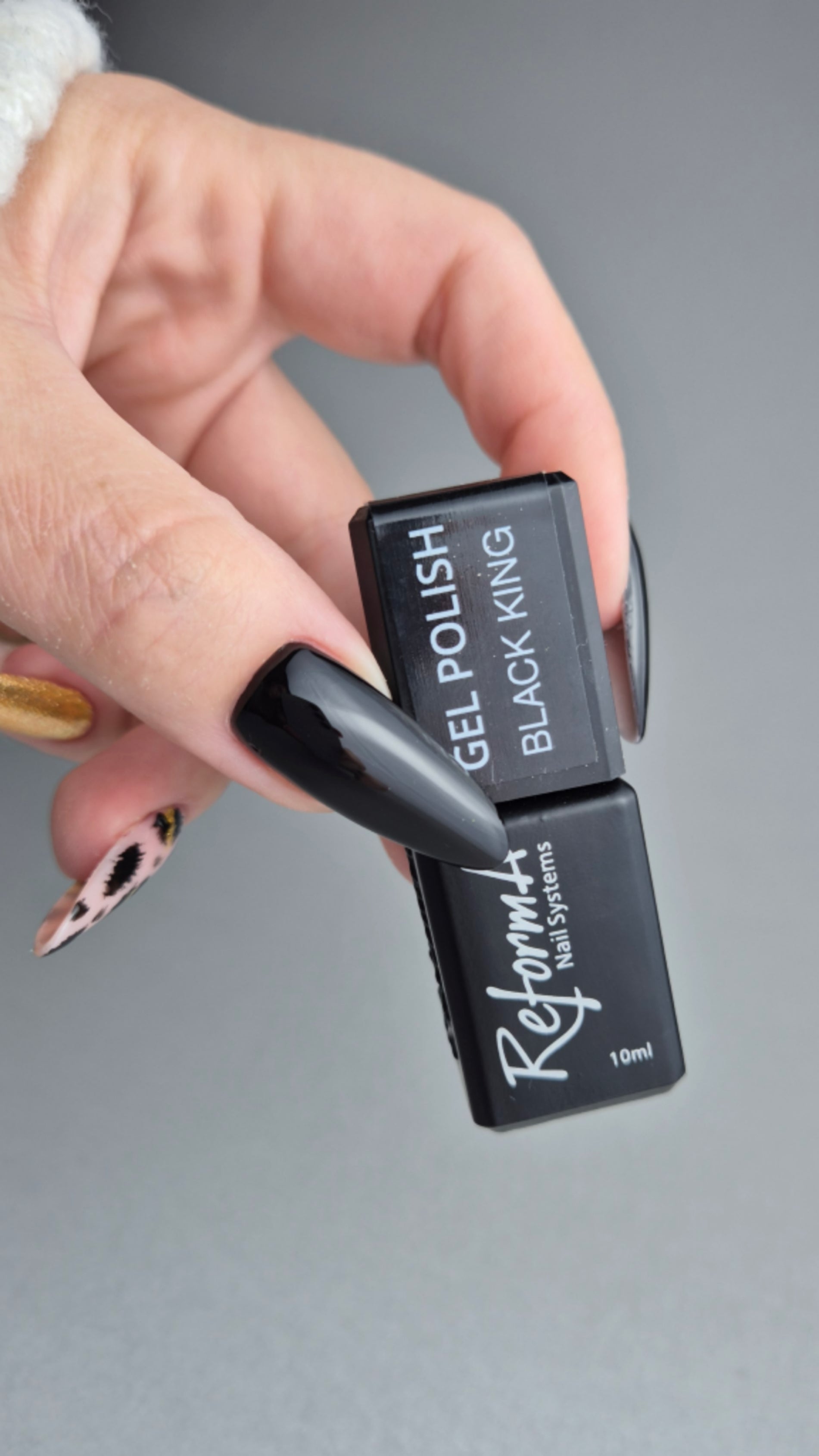 Lakier hybrydowy Lakier Hybrydowy - GP Black King, 3 ml