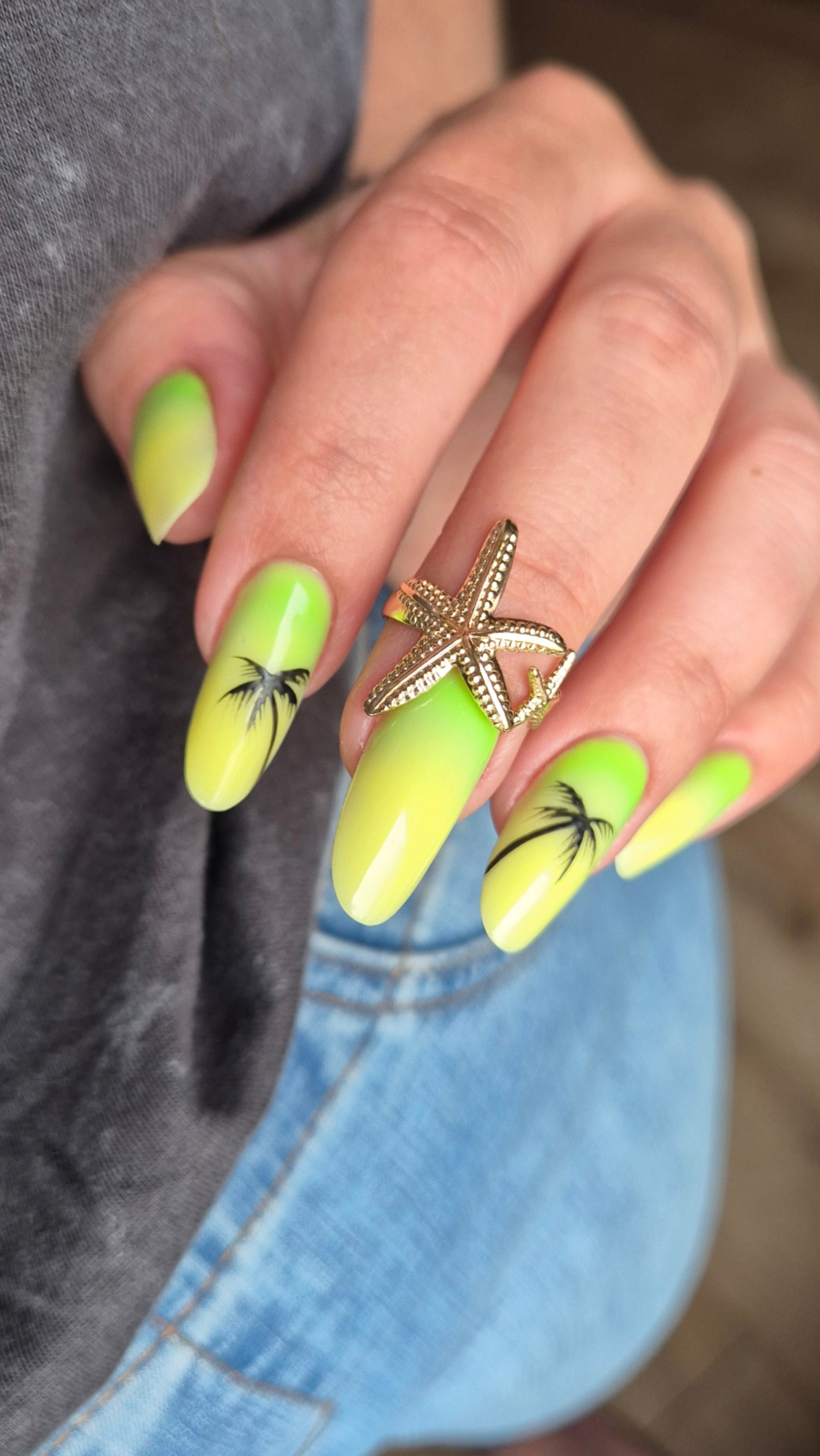 Żel w pędzelku, do szybkiego uzupełniania, zielony, neonowy, jaskrawy, kolorowy żel w butelce Liquid Gel - Neon Lime, 10 ml