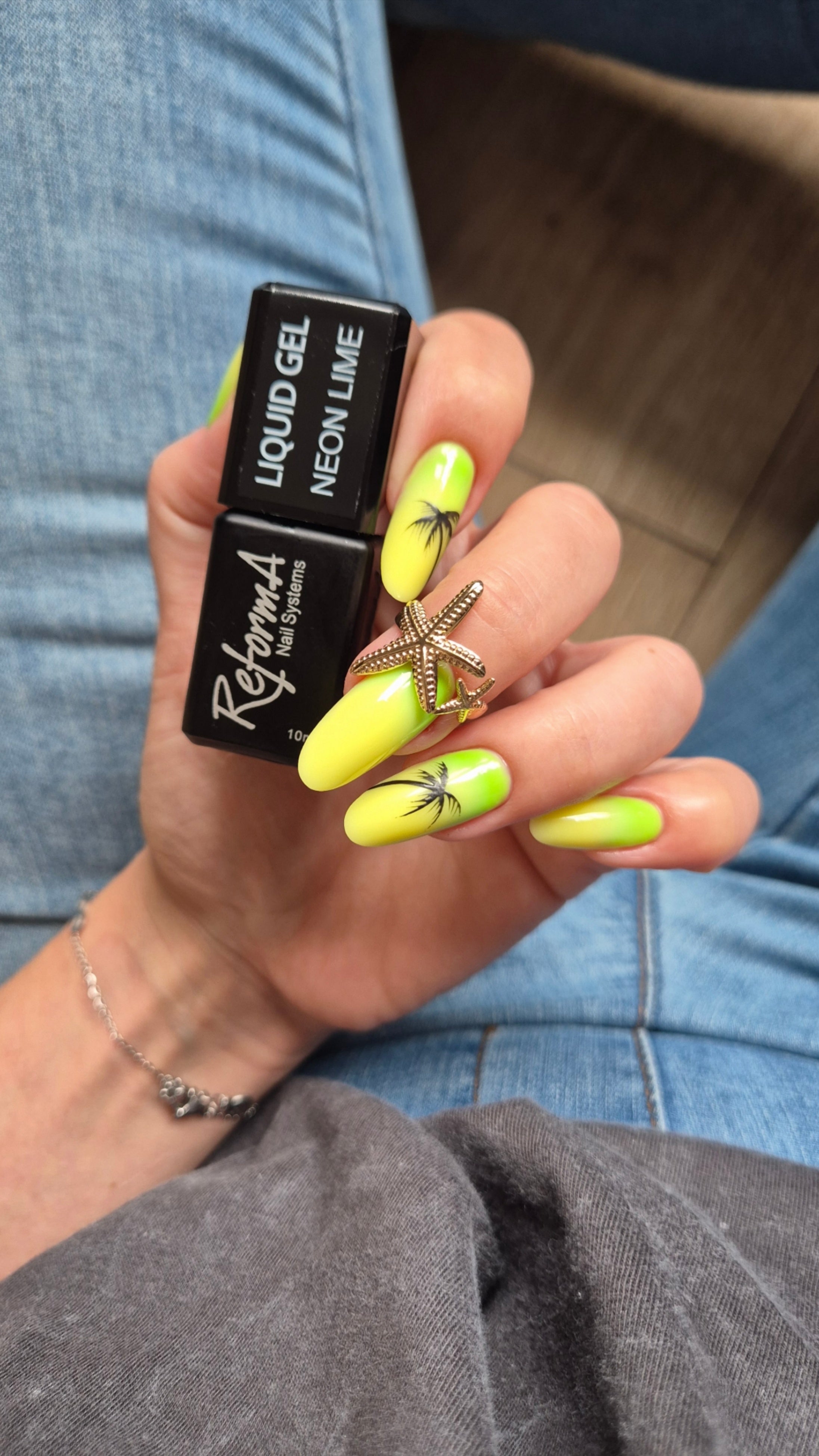 Żel w pędzelku, do szybkiego uzupełniania, zielony, neonowy, jaskrawy, kolorowy żel w butelce Liquid Gel - Neon Lime, 10 ml