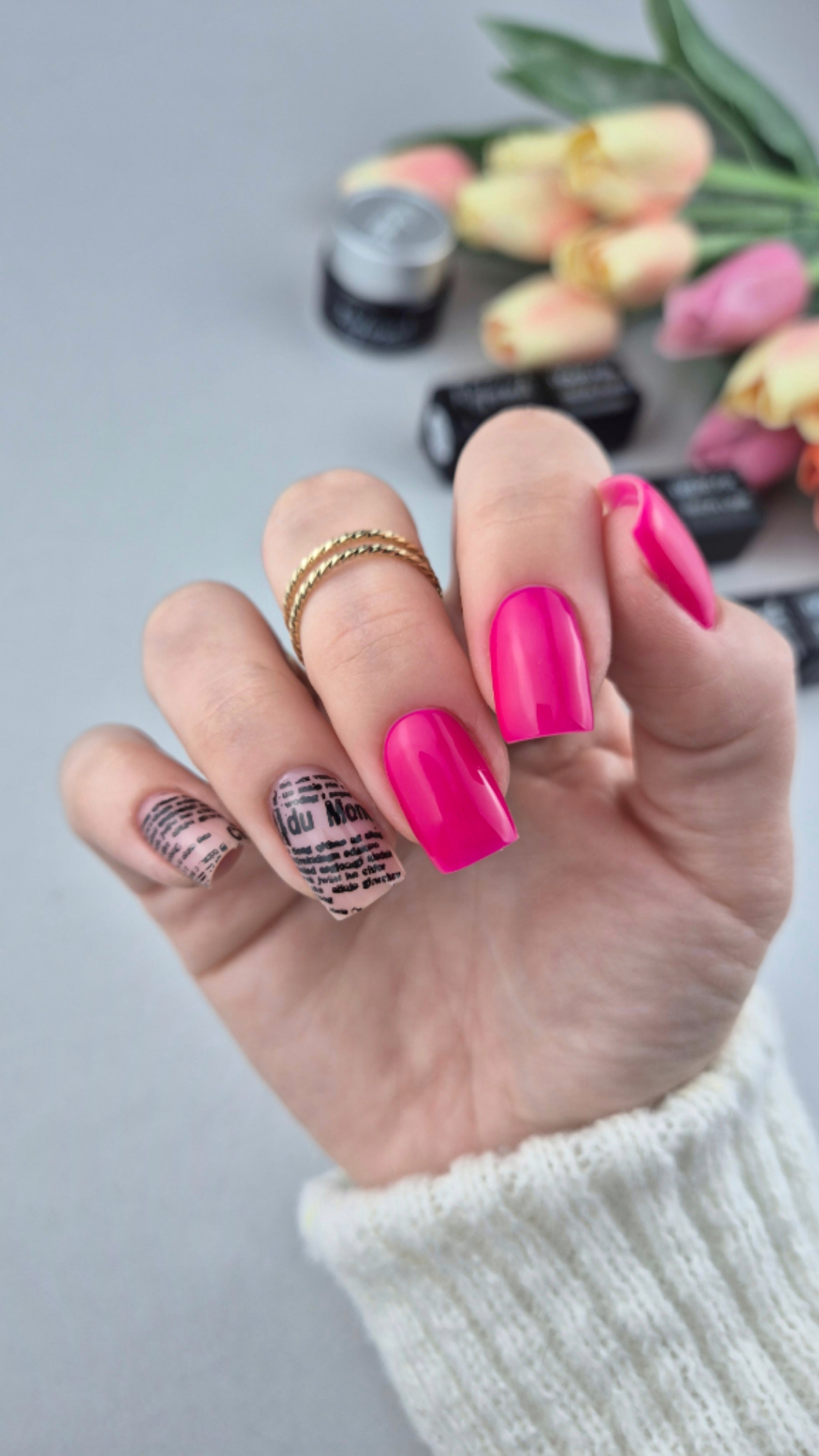 Żel w pędzelku, do szybkiego uzupełniania, różowy, neonowy, jaskrawy, kolorowy żel w butelce Liquid Gel - Neon Pink, 10 ml