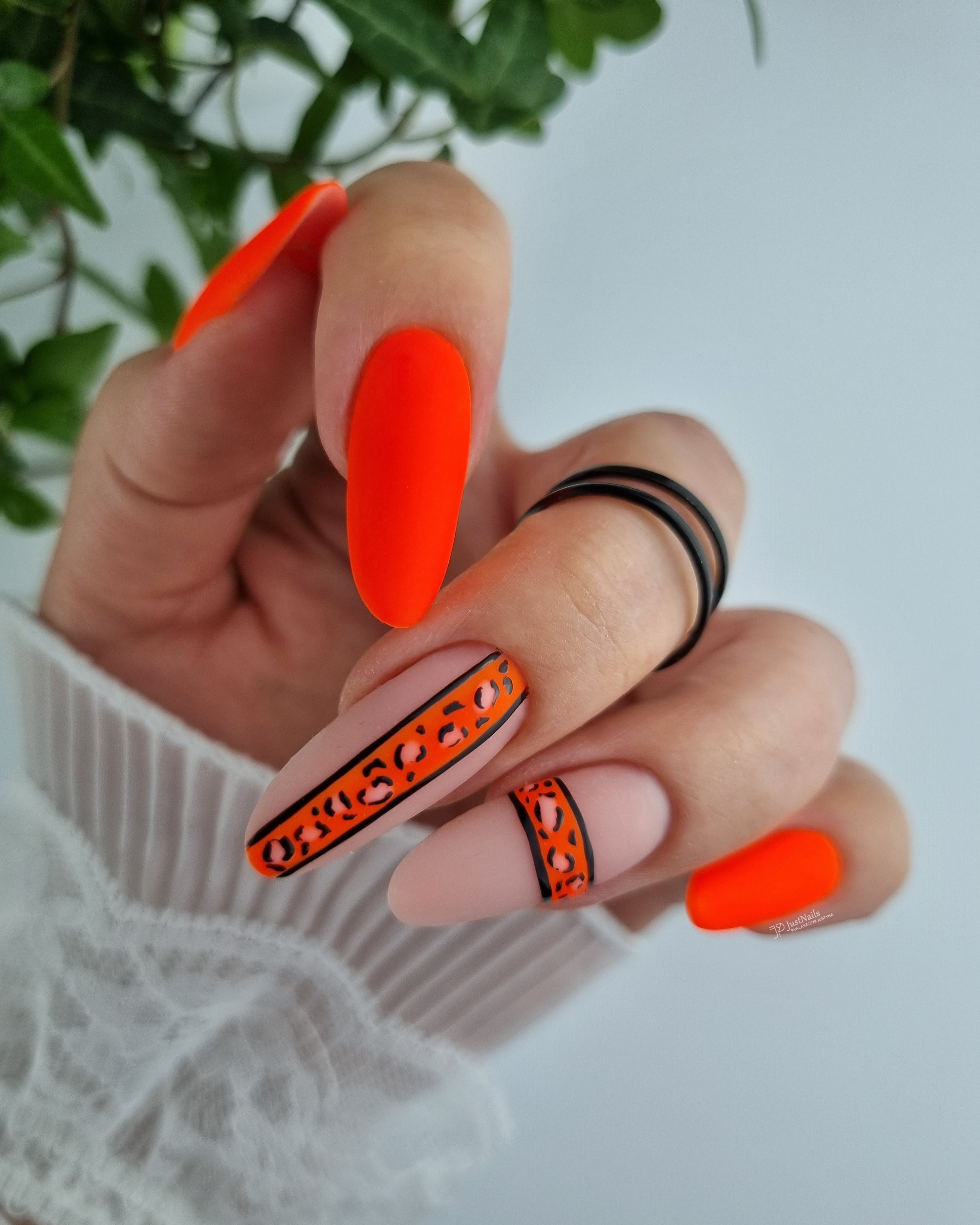 Neonowy pomarańczowy lakier hybrydowy - GP Propriano, 10 ml