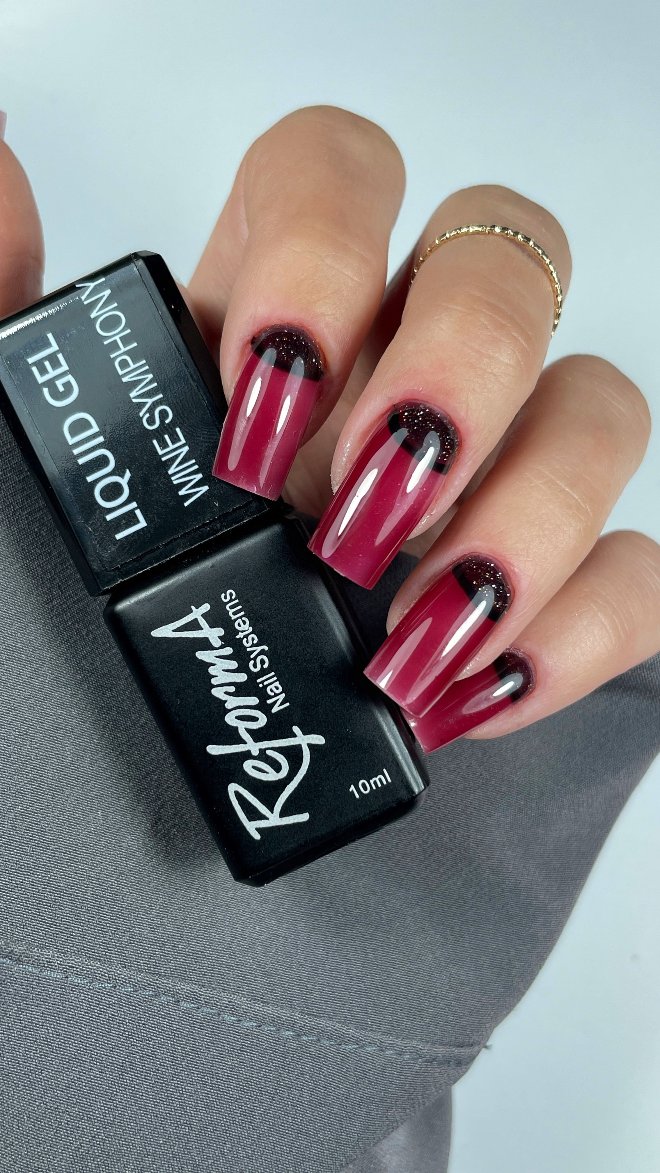 Żel w pędzelku, do szybkiego uzupełniania, wiśniowy, kolorowy, bordowy żel w butelce Liquid Gel - Wine Symphony, 10 ml